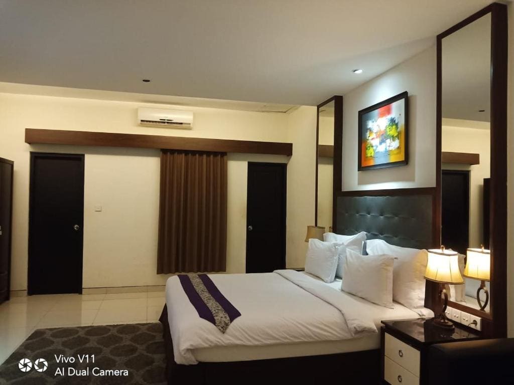 Suite room - Image 3