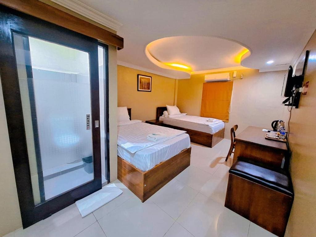 Suite room - Image 3