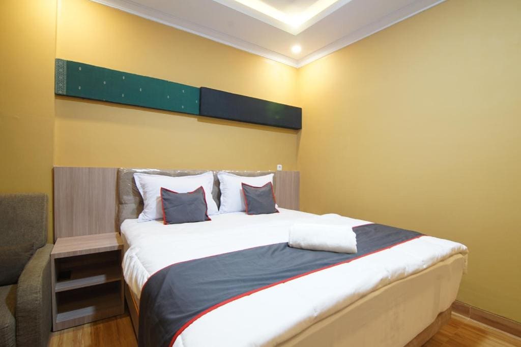 Deluxe Suite room - Image 2