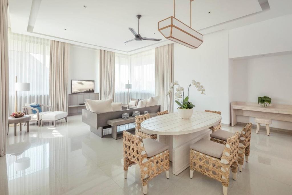 Batu Mejan Suite room - Image 2