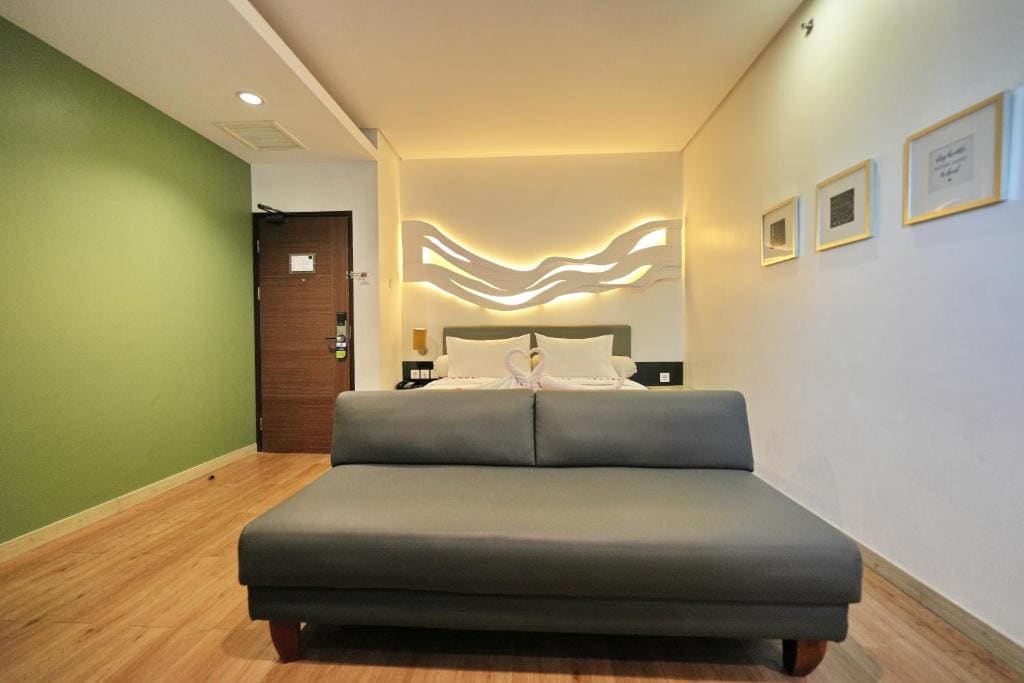 Deluxe King Room room - Image 1