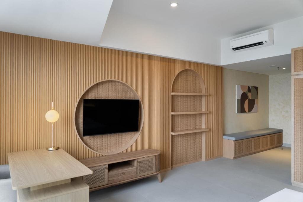 Two-Bedroom Apartment with Balcony room - Image 3