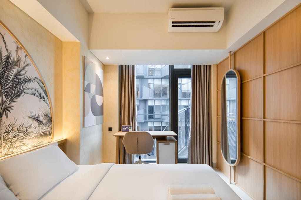 Two-Bedroom Apartment with Balcony room - Image 2