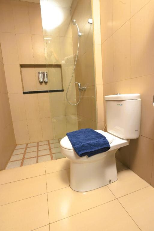 Executive King Room room - Image 3