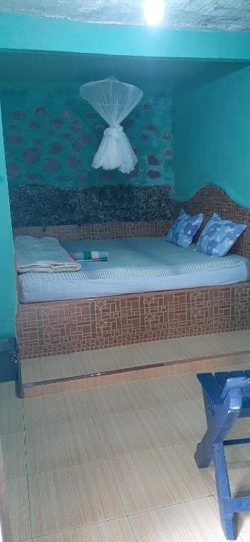 Double Room with Private Bathroom room - Image 2