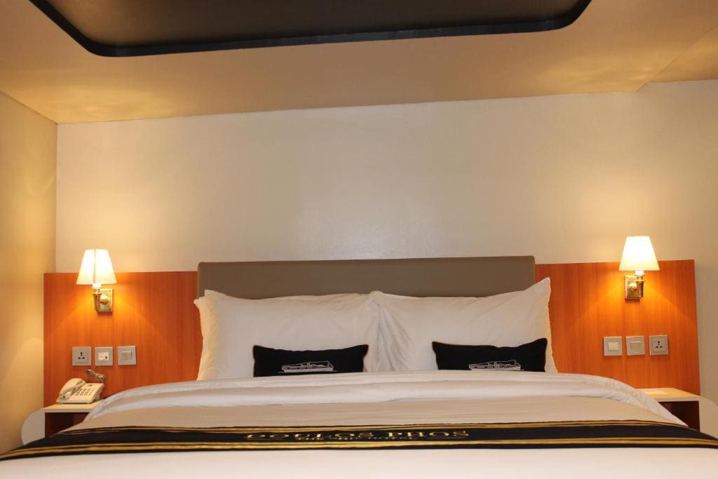 Suite with Balcony room - Image 1