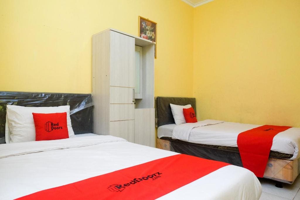 Standard Twin Room room - Image 2