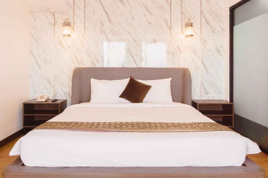 Deluxe Room room - Image 1