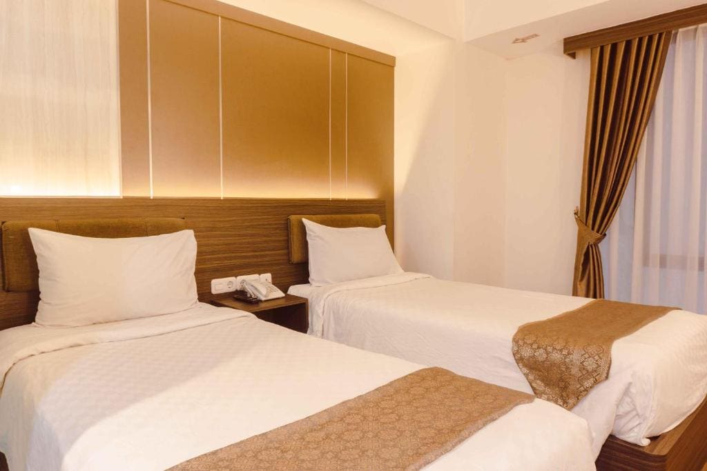 Superior Twin Room room - Image 2