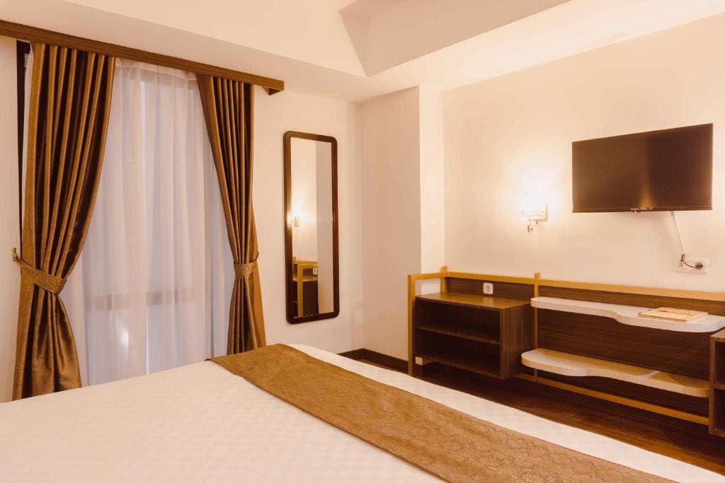 Superior King Room room - Image 3