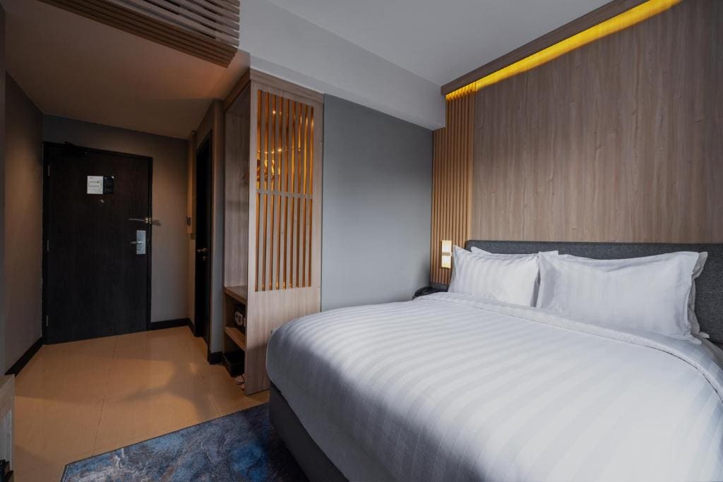 Deluxe Double or Twin Room room - Image 2