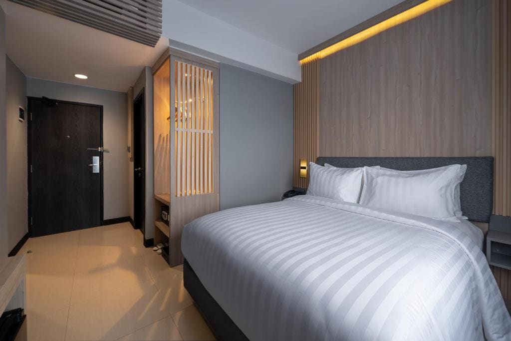 Superior Double or Twin Room room - Image 2