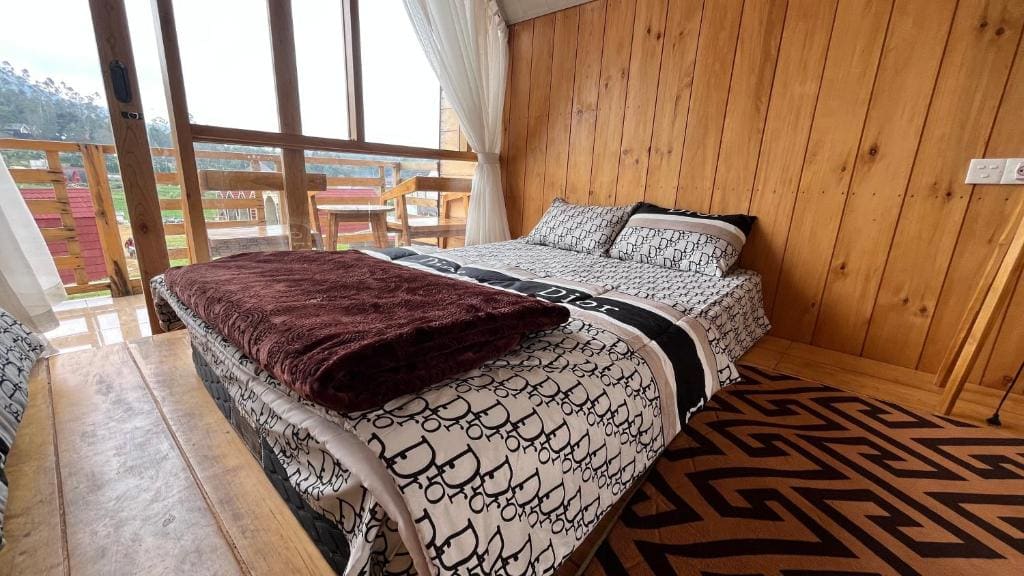 Villa room - Image 2