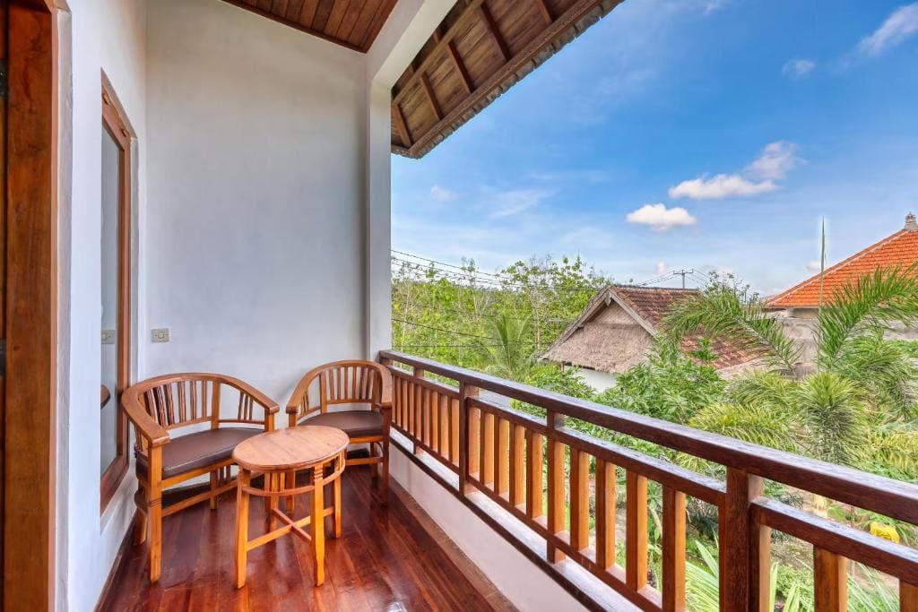 Deluxe Double Room with Balcony room - Image 2