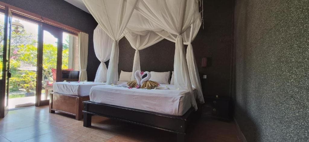 Three-Bedroom Villa room - Image 1