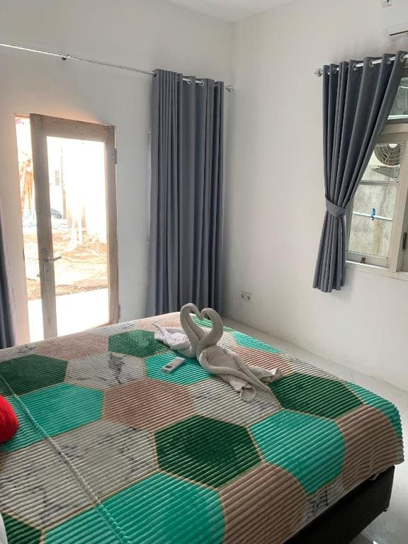 Double Room with Garden View room - Image 2