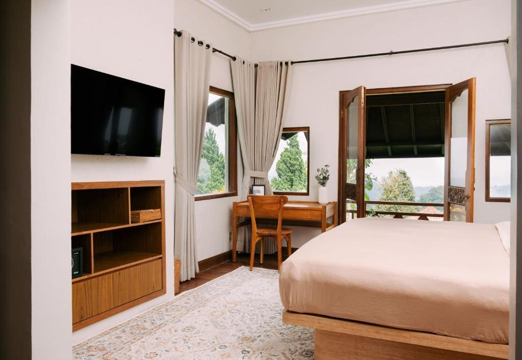 Family Room with Terrace room - Image 3
