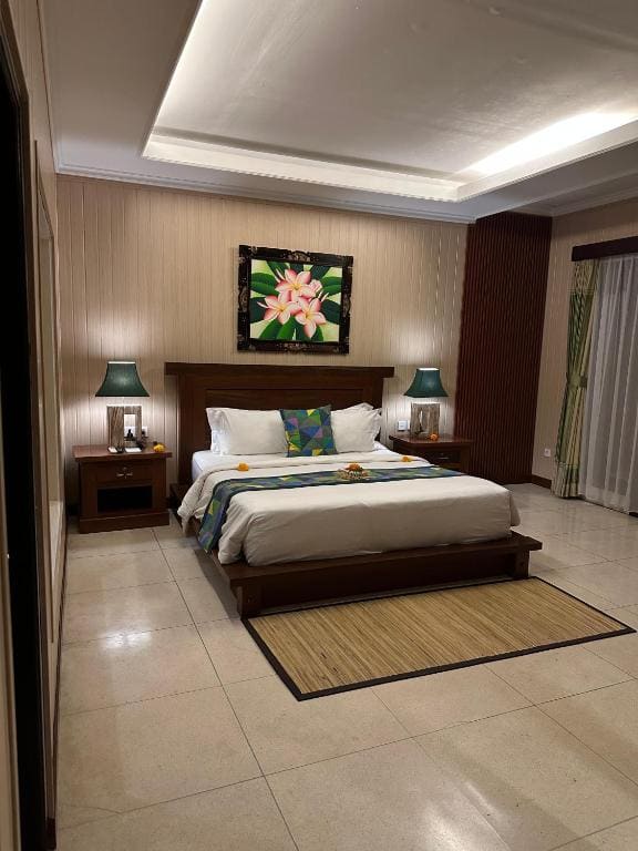 Junior Suite with Balcony room - Image 1