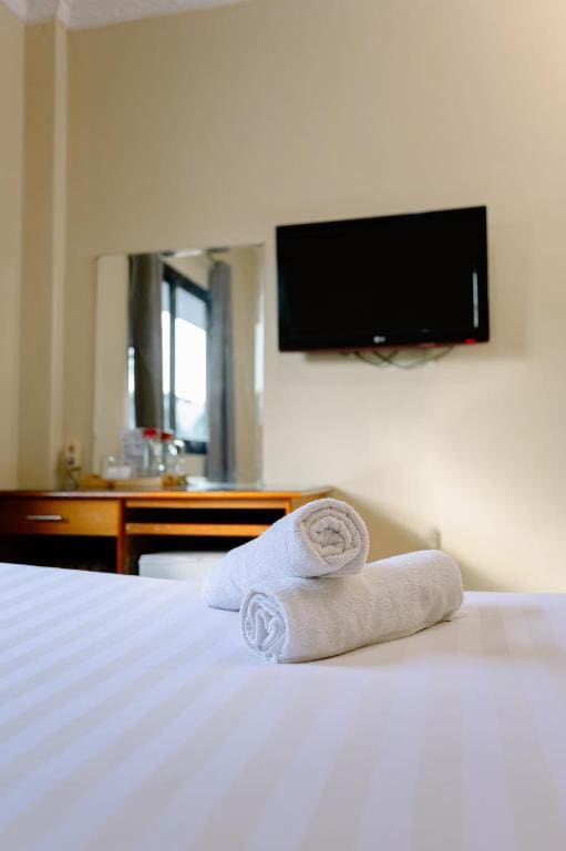 Grand Deluxe Double Room room - Image 2
