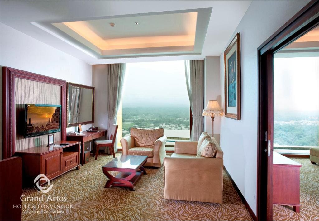 Executive Suite room - Image 2