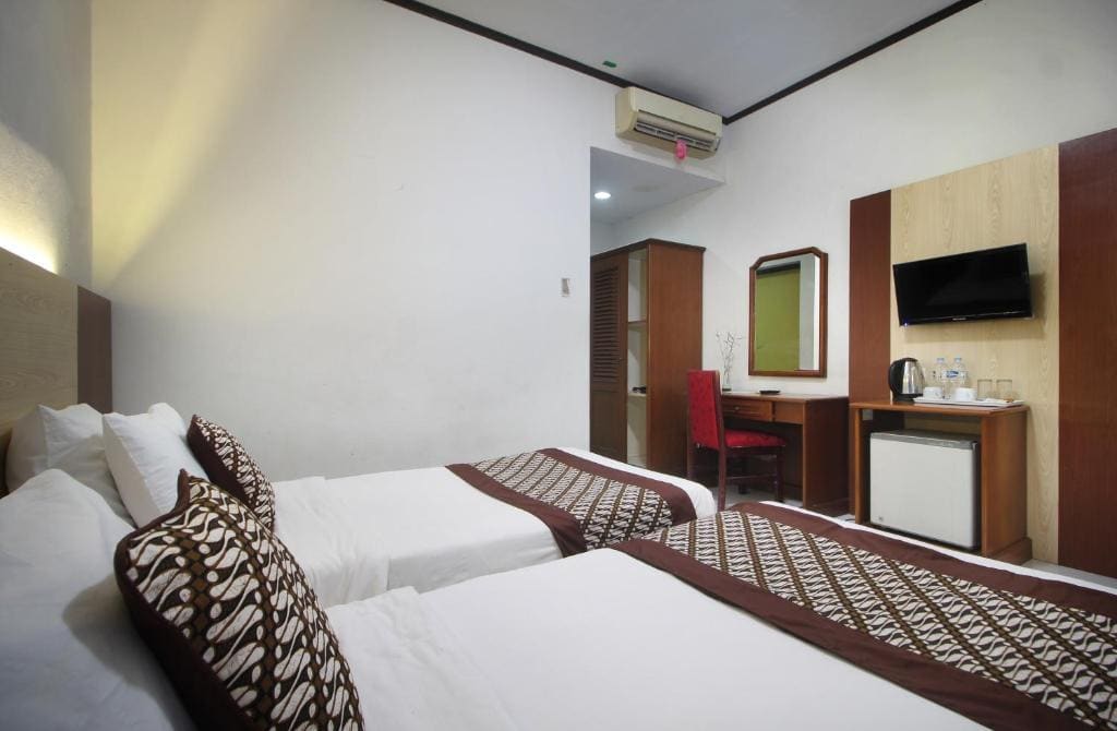 Superior Twin Room room - Image 1