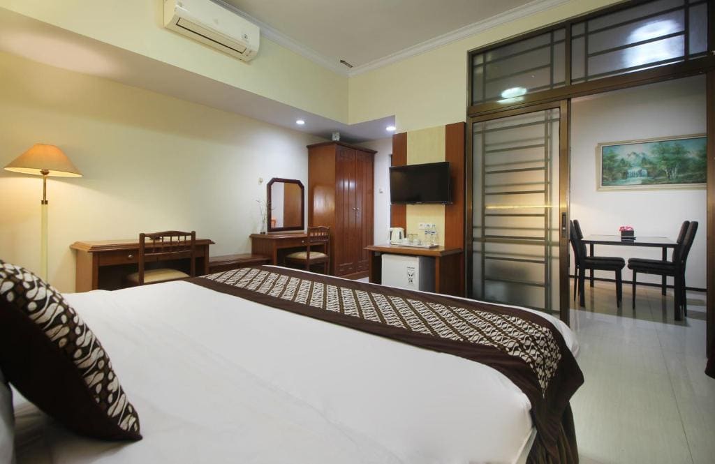 Suite room - Image 1
