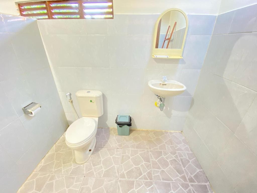 Standard Twin Room room - Image 3