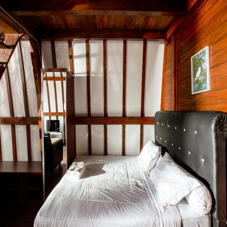 King Room with Mountain View room - Image 3