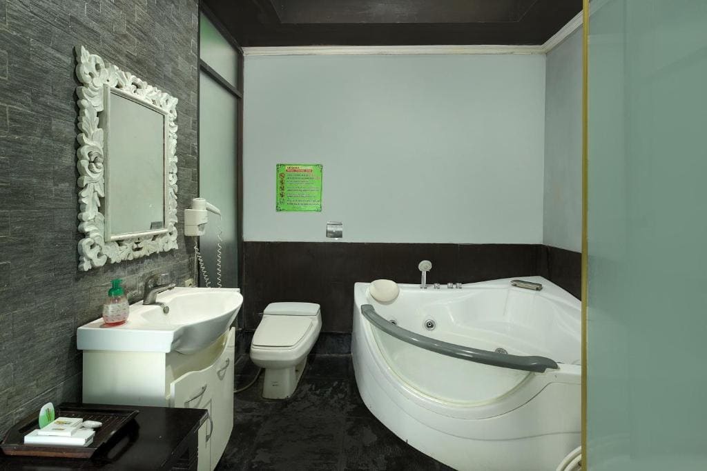 Queen Room room - Image 3