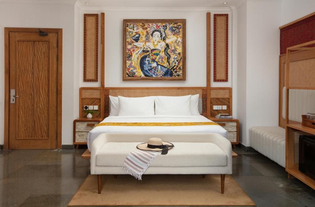 Junior Suite with Private Pool room - Image 2
