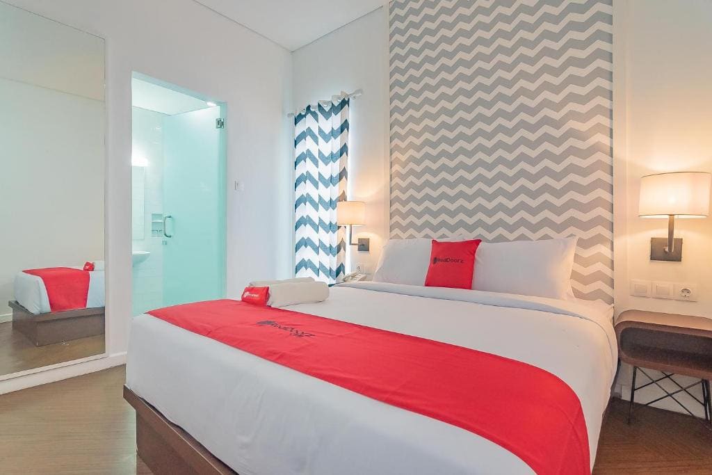 Deluxe Room room - Image 3