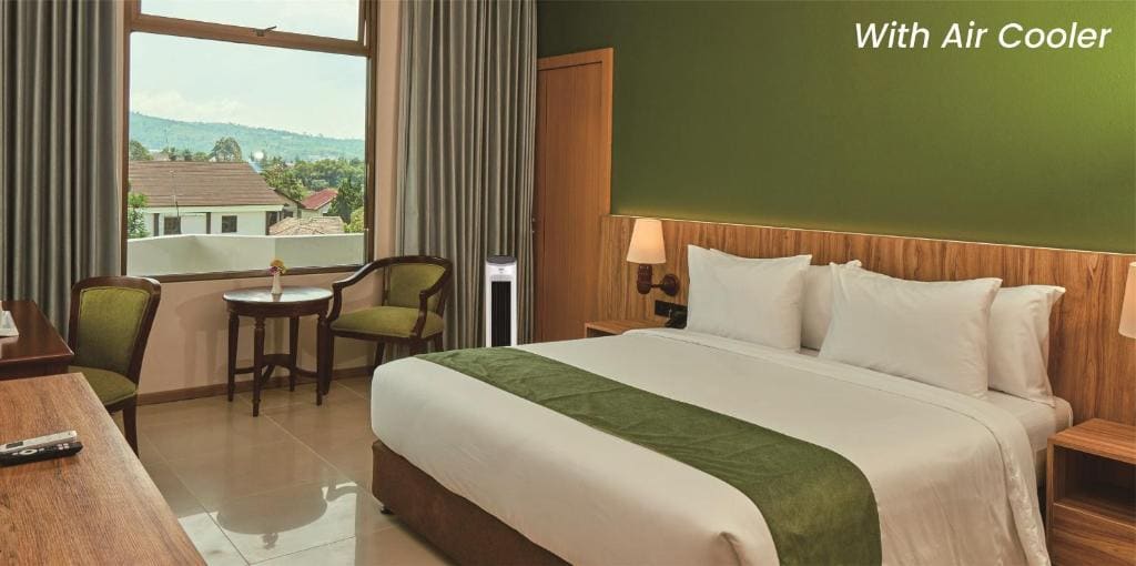 Grand Deluxe Queen Room with Balcony room - Image 1