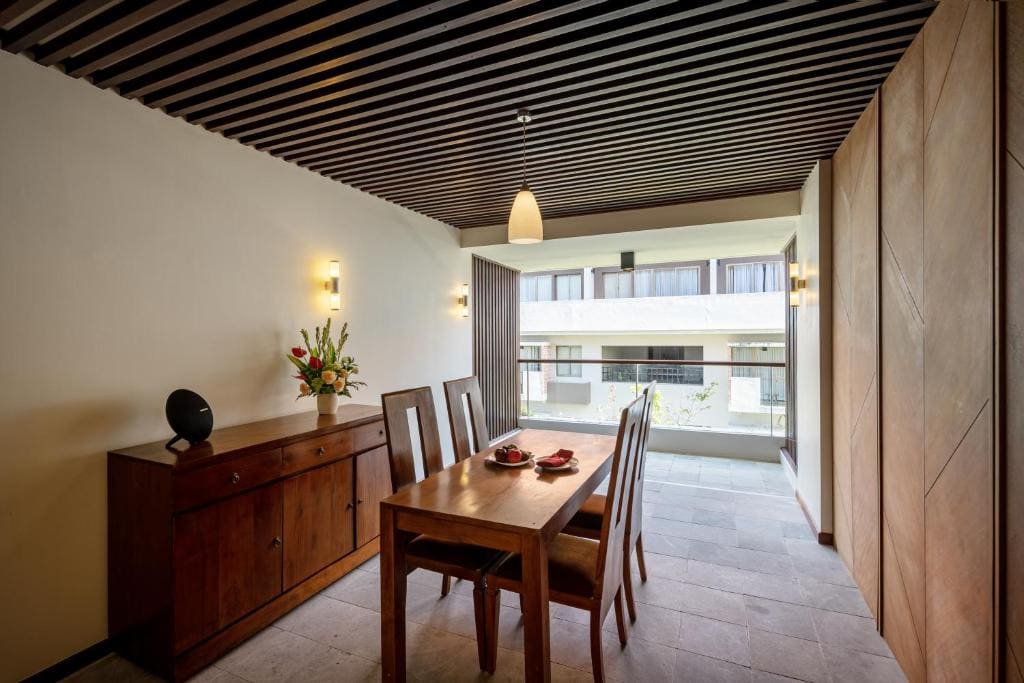Suite with Garden View room - Image 2