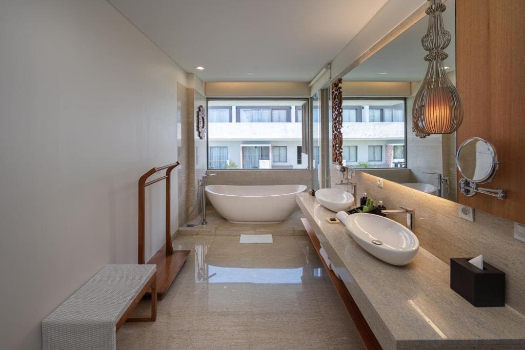 Suite with Garden View room - Image 3