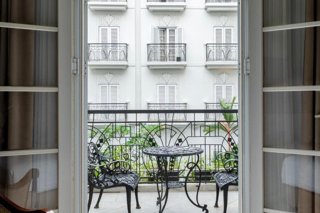 Deluxe King Room with Balcony room - Image 1
