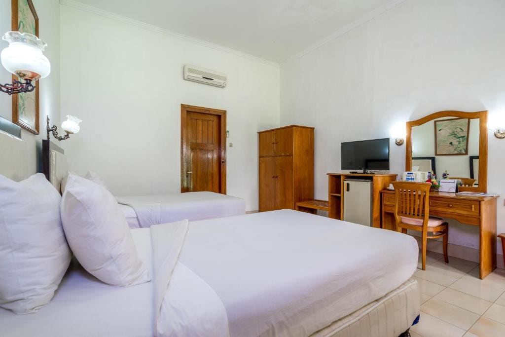 Deluxe Double or Twin Room room - Image 2
