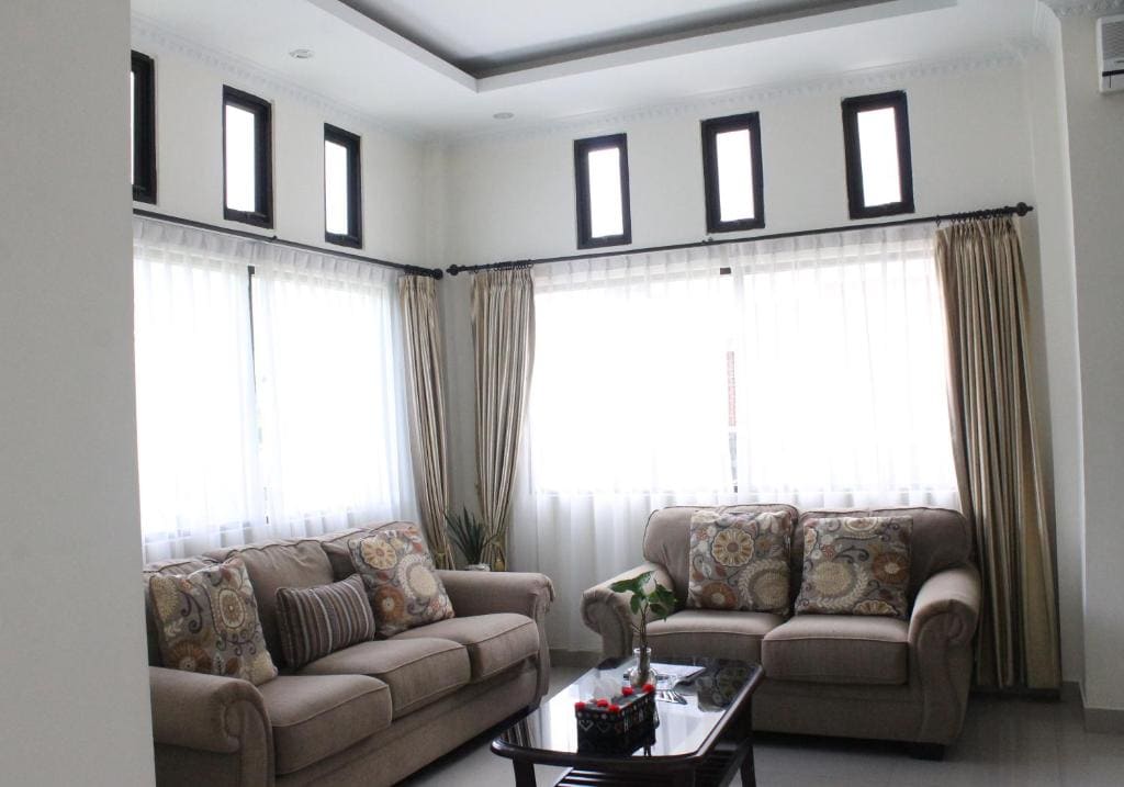 Suite with Lake View room - Image 2