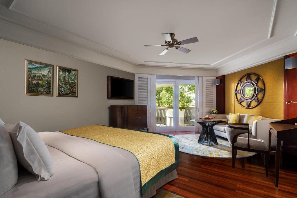 Classic King Room with Garden View and Singaraja Space Access room - Image 1