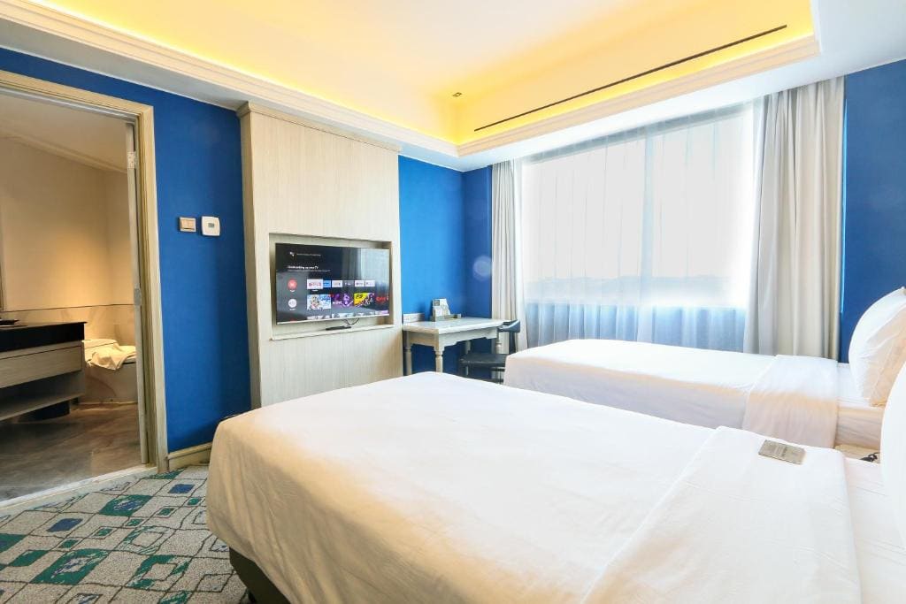 Deluxe Twin Premier room - Image 3
