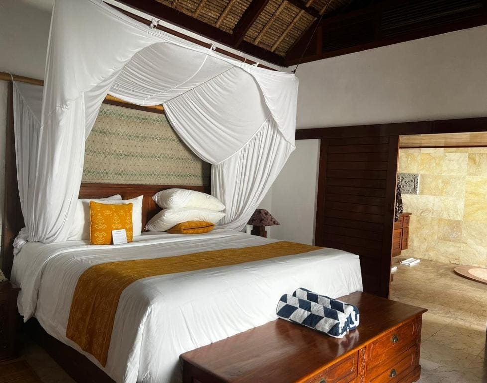 Garden View Pool Villa room - Image 1