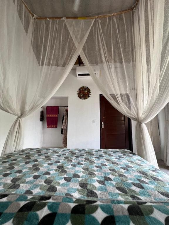 Deluxe Double Room with Balcony room - Image 2