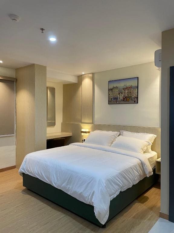 Deluxe Double Room room - Image 2