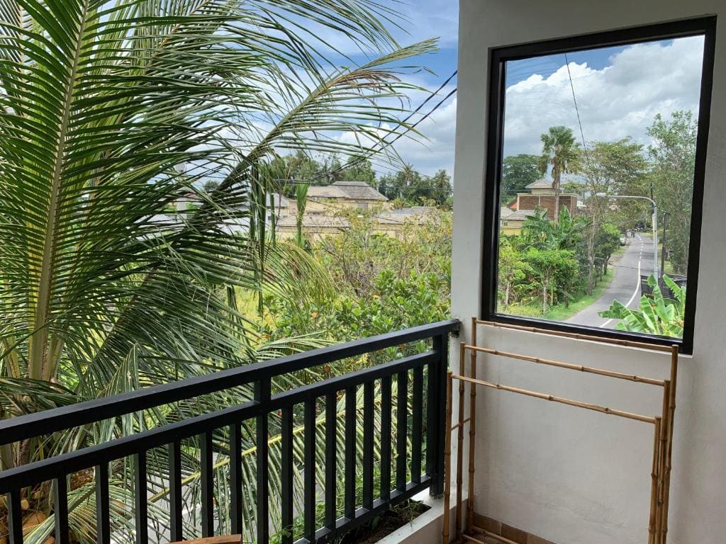 King Room with Balcony room - Image 3