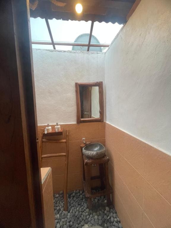 Deluxe Double Room with Balcony room - Image 3