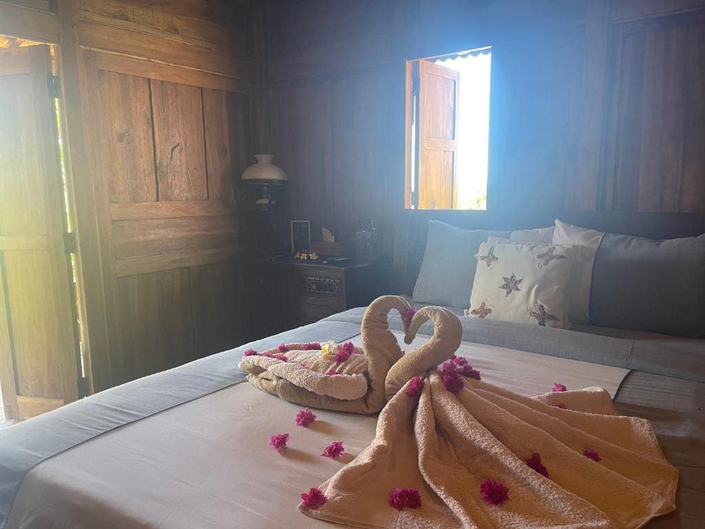 Deluxe Double Room with Balcony room - Image 2