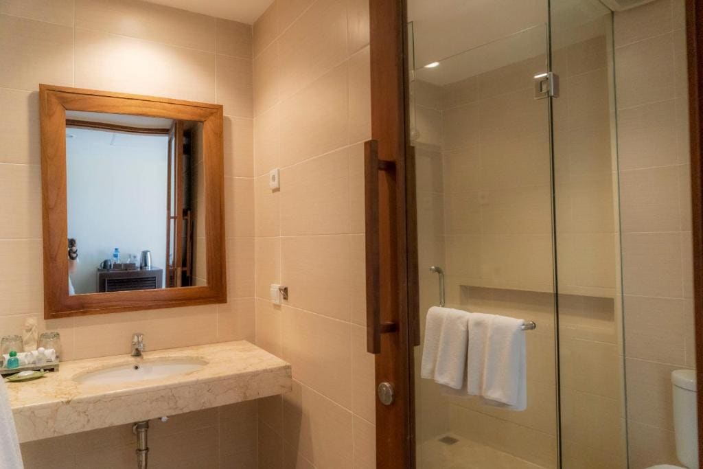 Superior Twin Room with Garden View room - Image 3