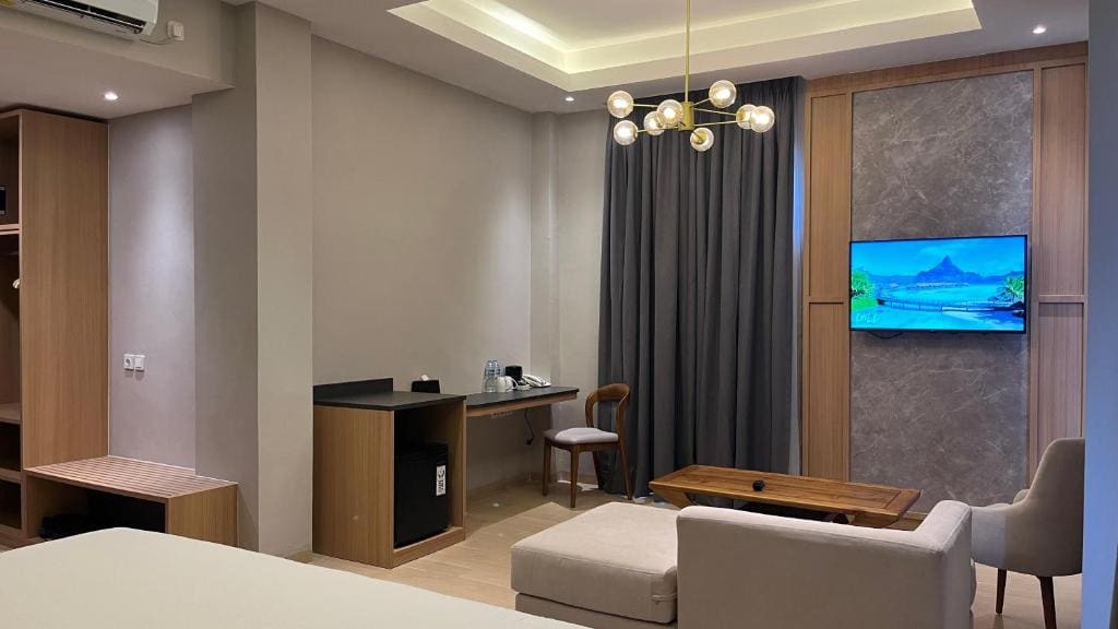 King Suite room - Image 3