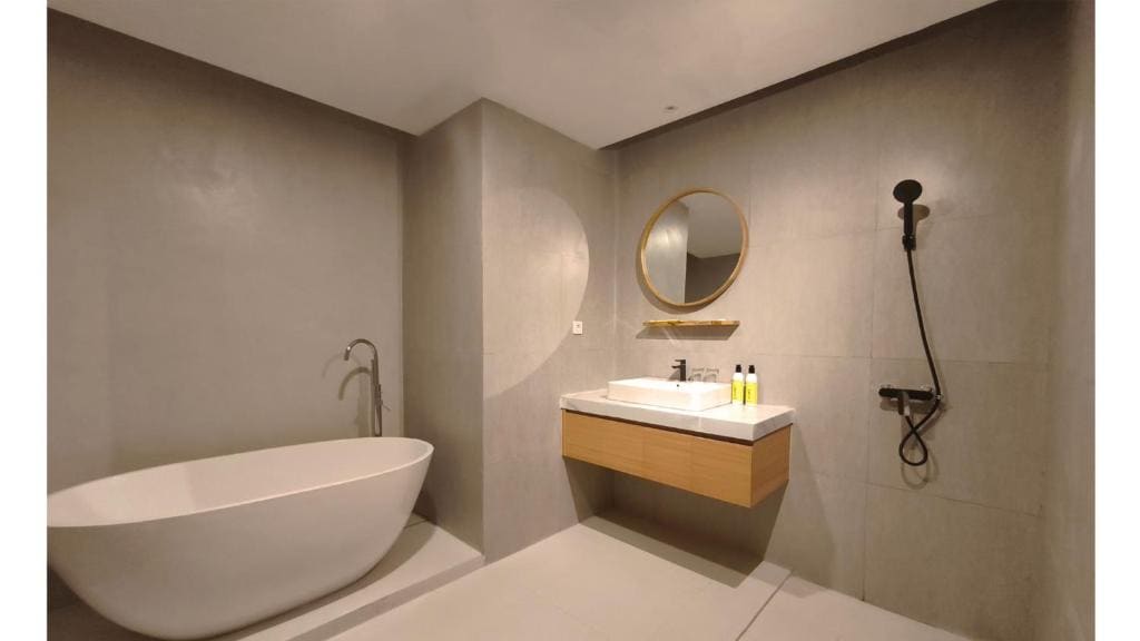 Suite room - Image 3