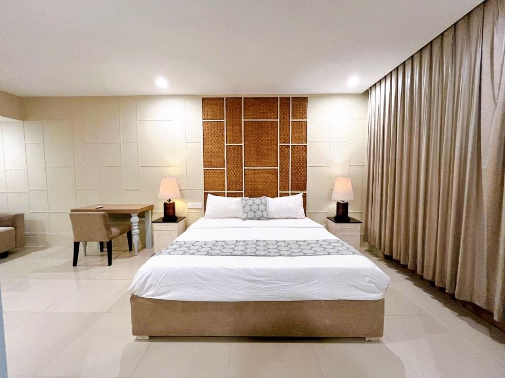 Standard Twin Room room - Image 1