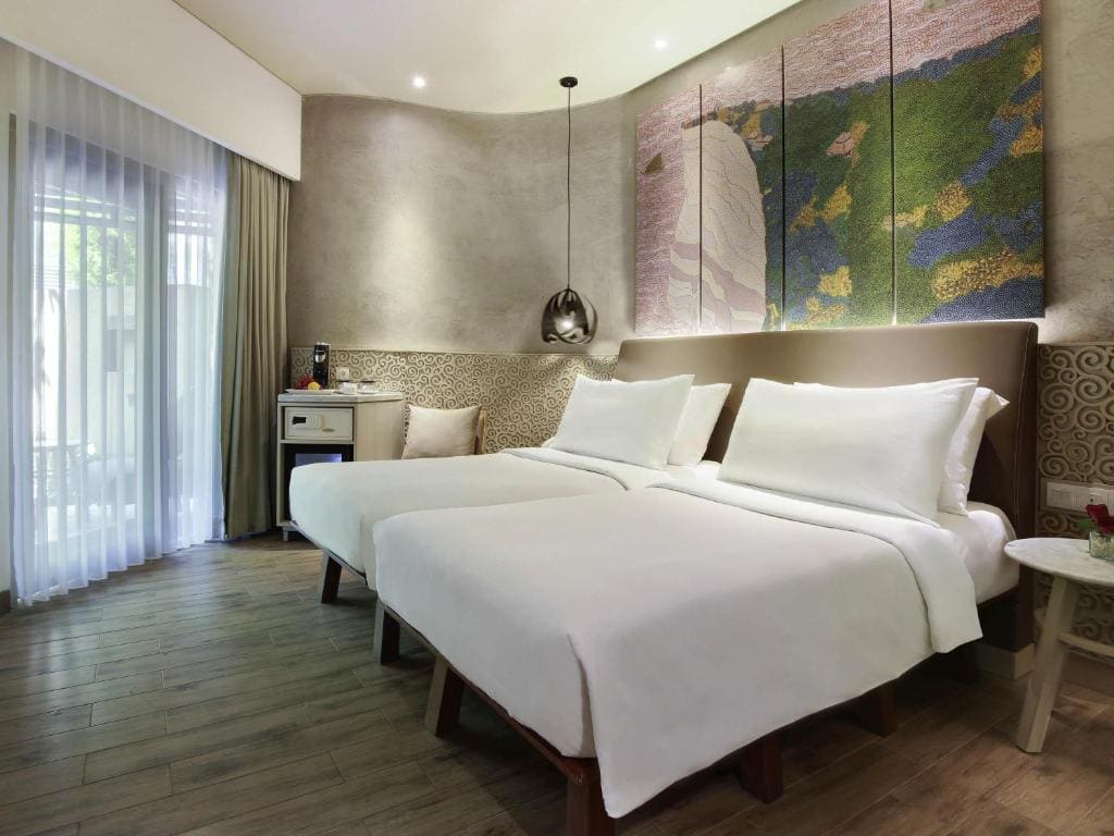 Premier Superior Twin Room room - Image 1